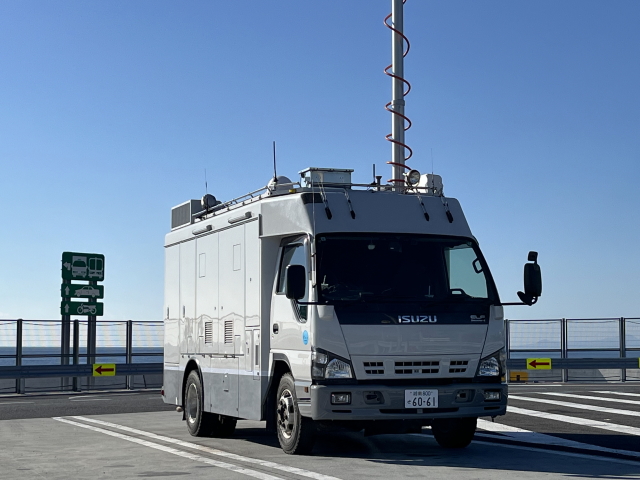 HANA KOKUAが制作した通信インフラ対応特殊車両